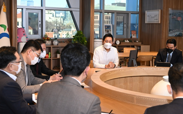 오세훈 서울특별시장, 호흡기 감염병 확산 방지 위해 ‘마스크 자율 착용’ 실천 독려